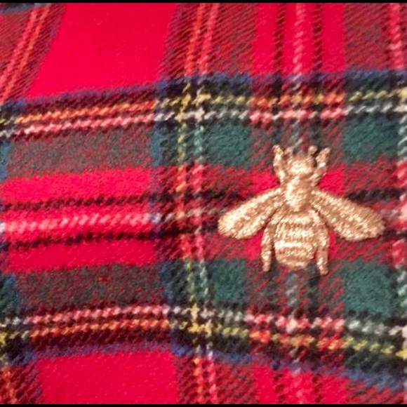 Gucci Bee Plaid Wool Scarf Unisex. Like New. - Picture 6 of 15